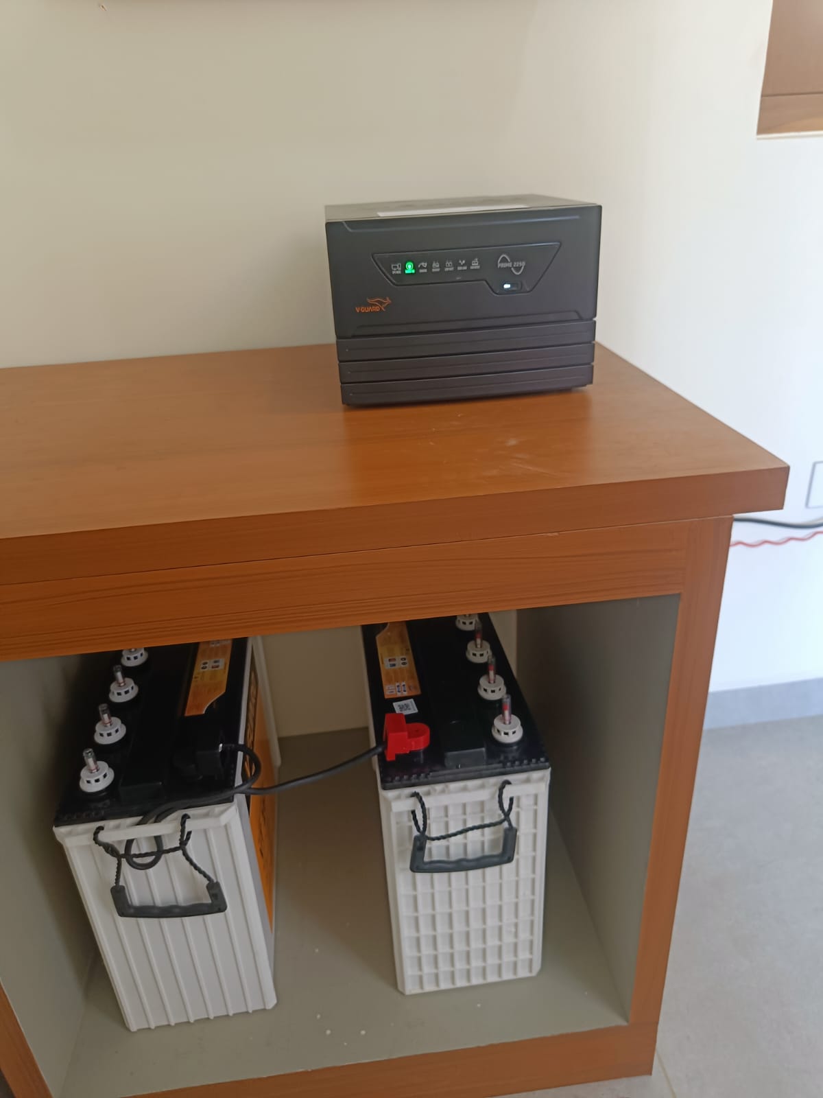UPS & Battery